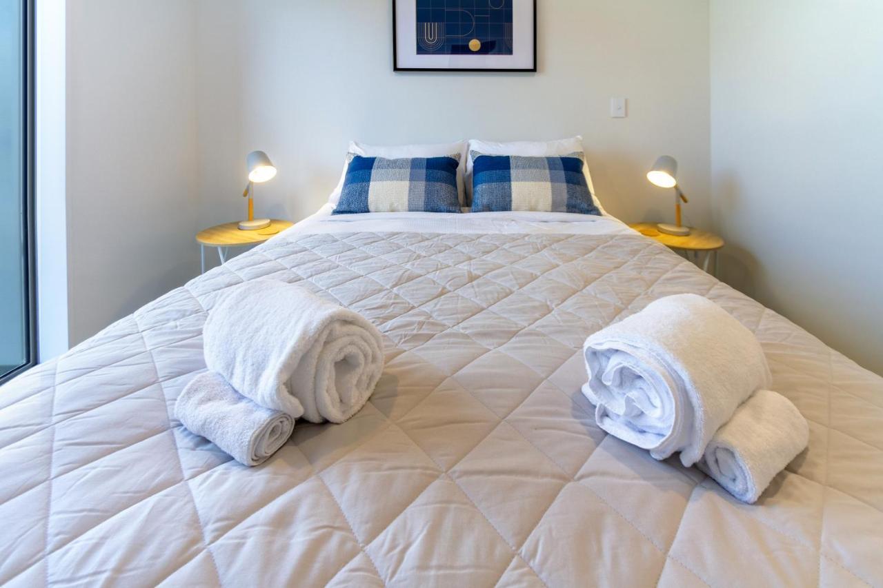 City Lights Retreat With Carpark 2 Bed 2 Bath Christchurch Exterior photo