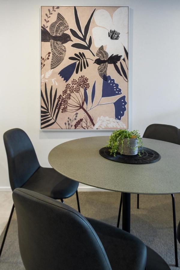 City Lights Retreat With Carpark 2 Bed 2 Bath Christchurch Exterior photo
