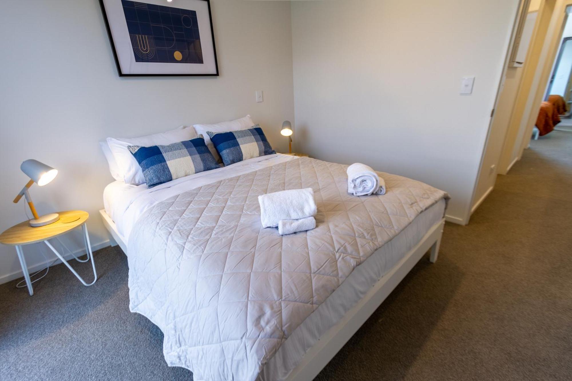 City Lights Retreat With Carpark 2 Bed 2 Bath Christchurch Exterior photo